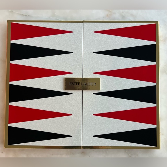 NEW ESTEE LAUDER 48 shades 6 looks to envy luxe Makeup set - Picture 5 of 9